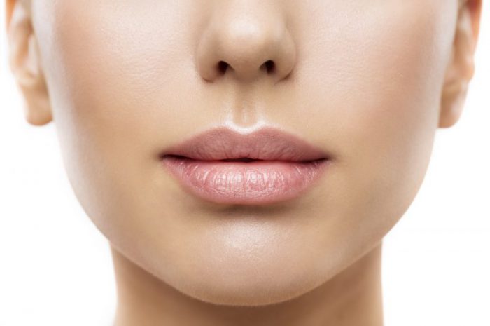 Jak wygląda modelowanie i powiększanie ust?