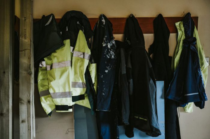 Kamizelki odblaskowe – dlaczego powinno się ją mieć?