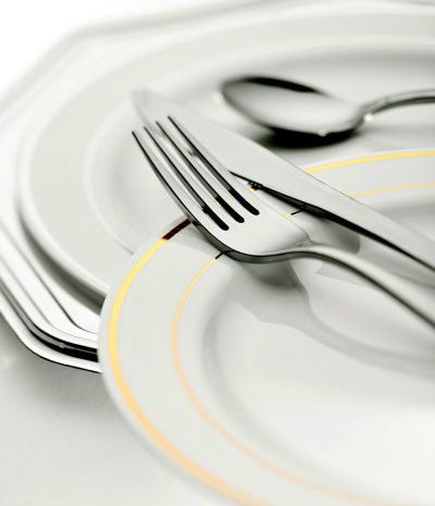 Czym kierować się przy wyborze zastawy stołowej?