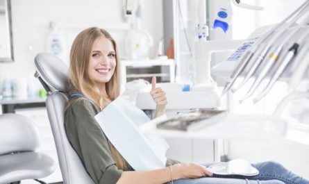 kobieta u dentysty
