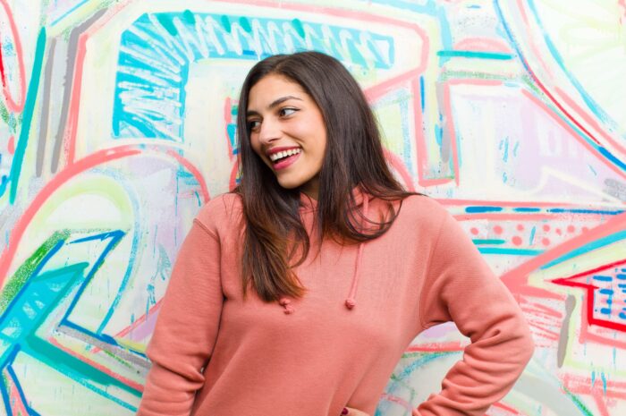 Czy dobrej jakości bluzy damskie mogą być tanie? Sprawdzamy