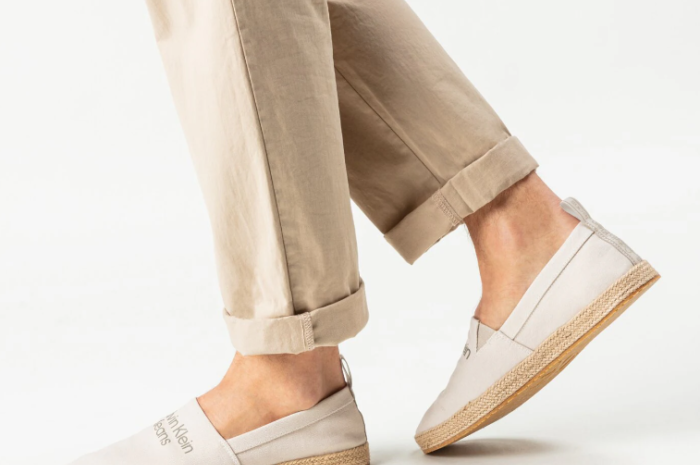 Espadryle – jak nosić w różnych stylizacjach?