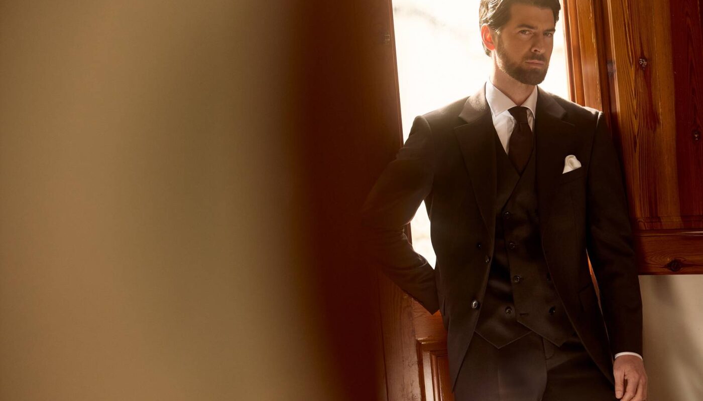 Kamizelka w ślubnych trendach