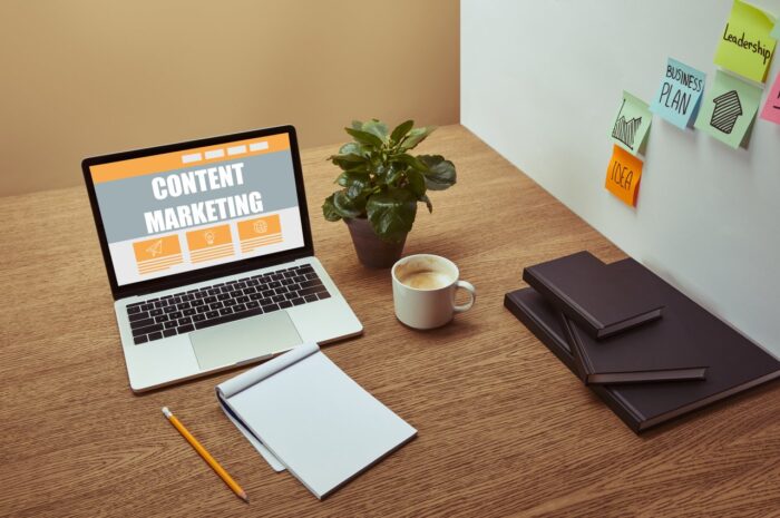 Jak stworzyć skuteczną strategię content marketingową dla małej firmy
